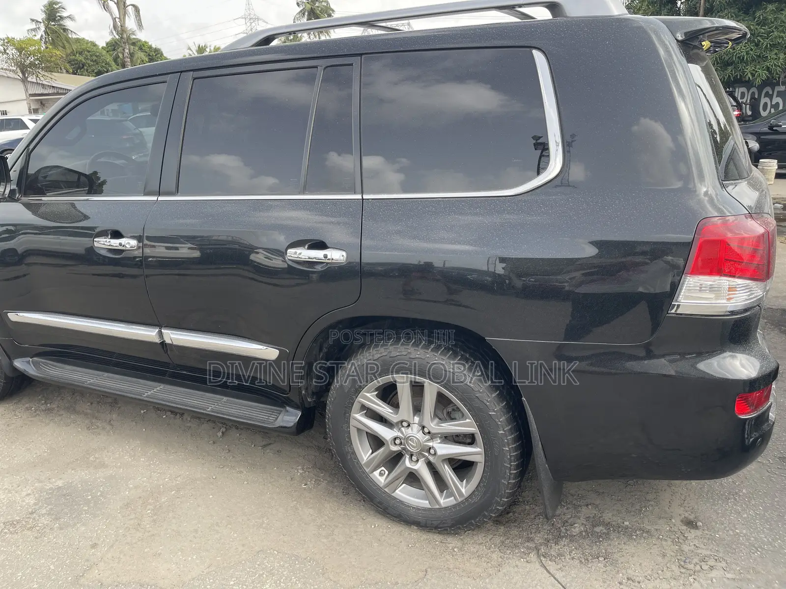Lexus LX 570 AWD 2014 Black