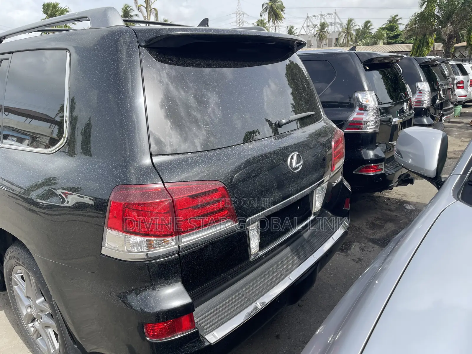 Lexus LX 570 AWD 2014 Black