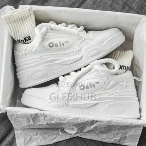 High Quality Sneakers