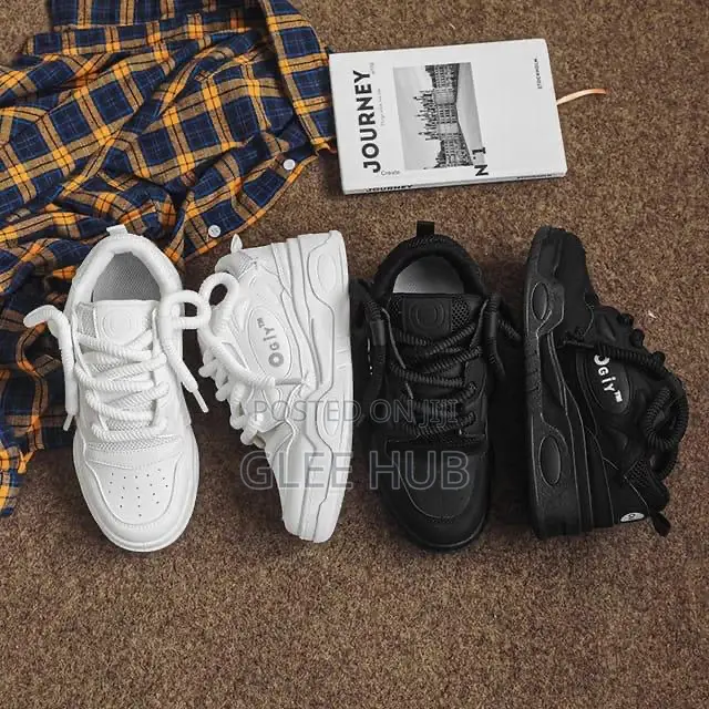 High Quality Sneakers