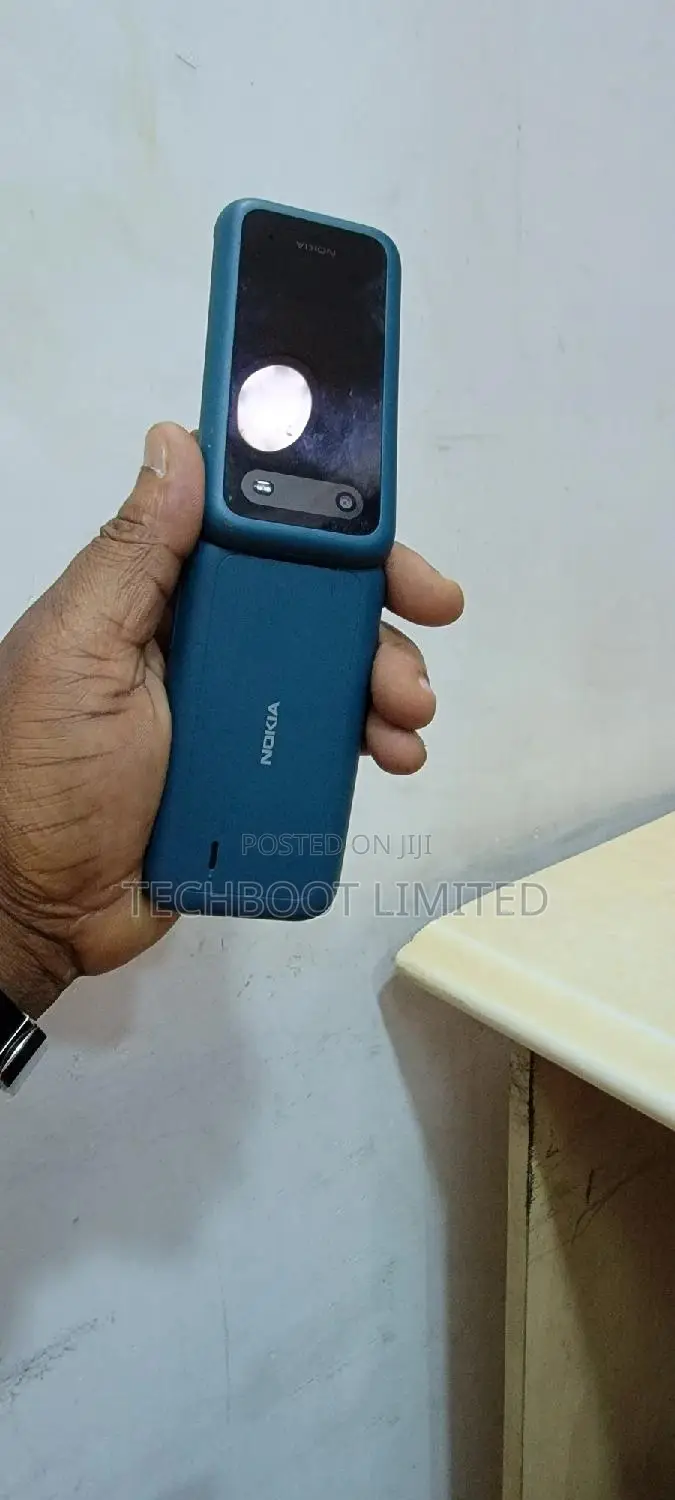 Nokia 2780 Flip 4 GB Gray