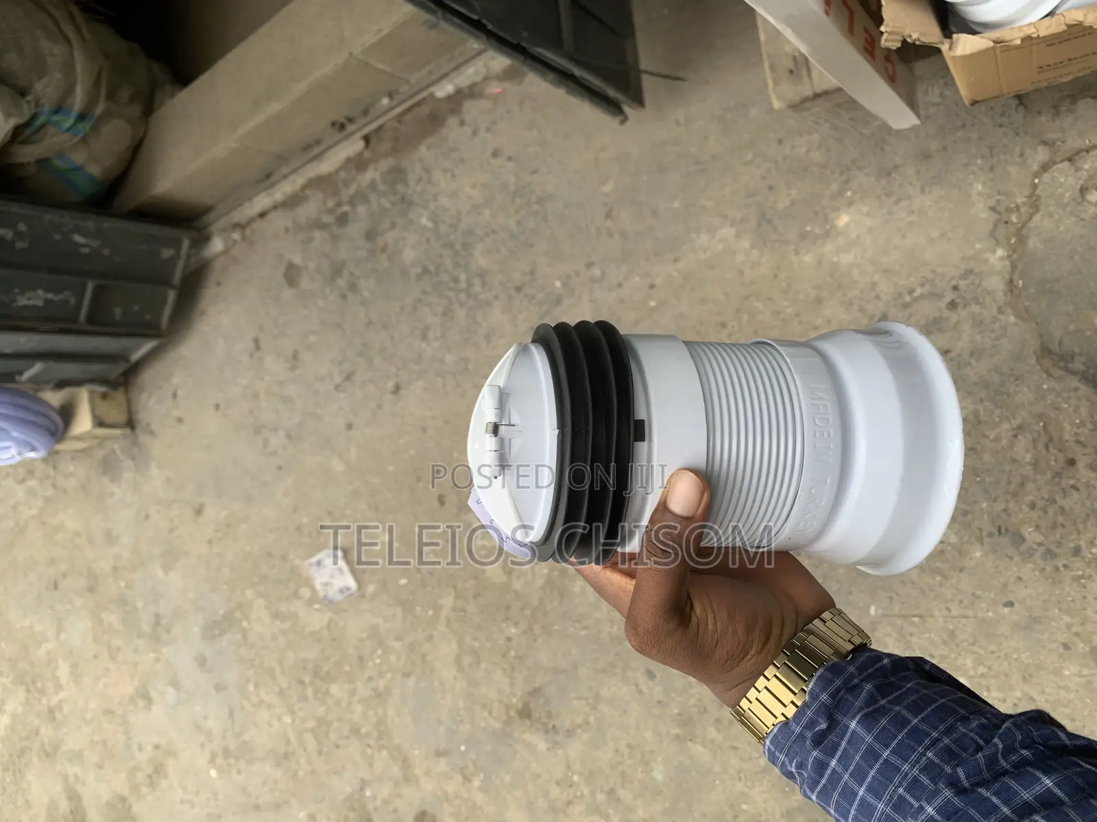 Pan Connector With Non Return Valve