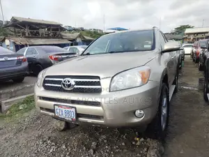 Toyota RAV4 Limited 2008 Gold