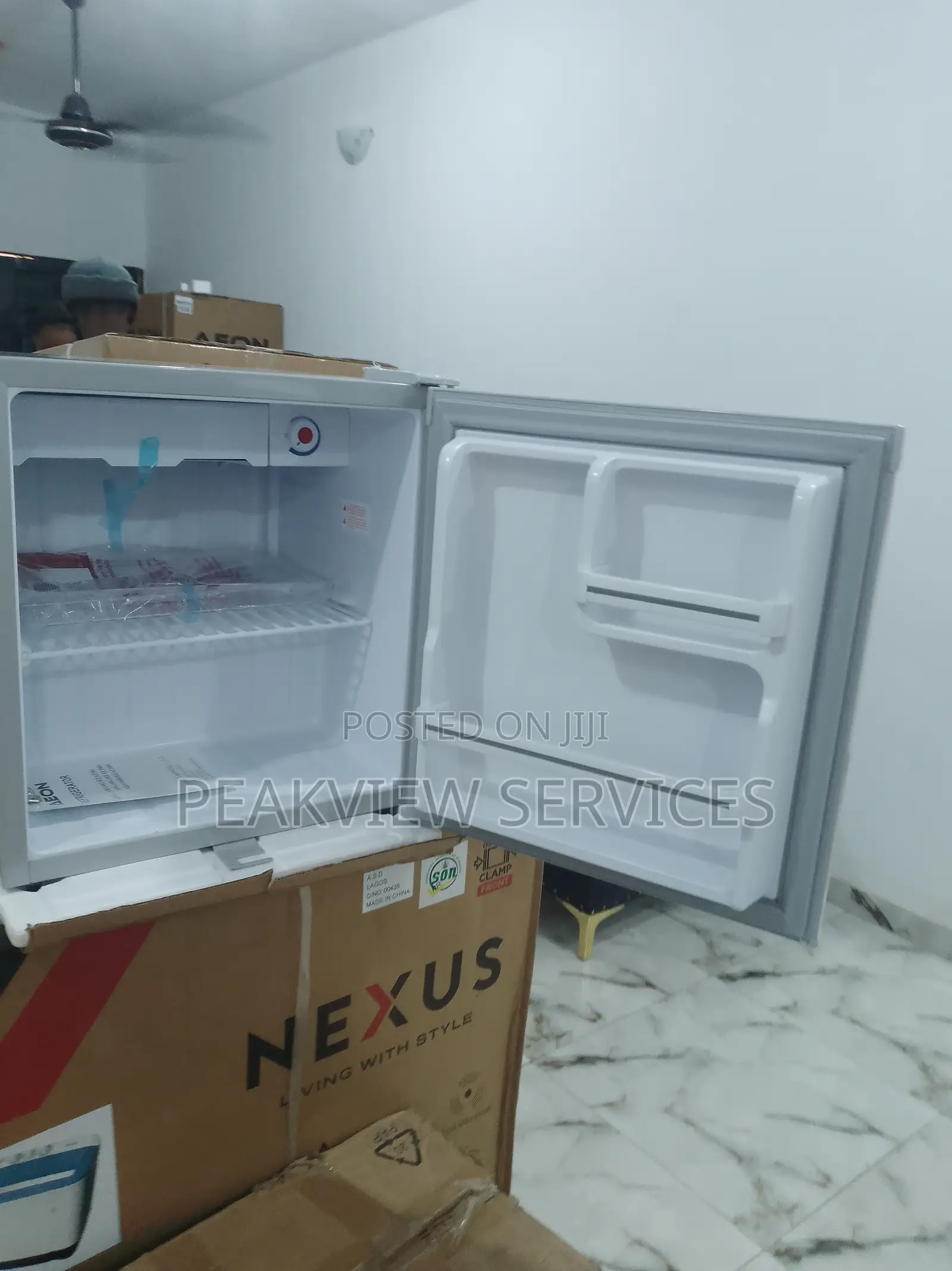 Super Cooling Bedside Refrigerator Aeon 45L
