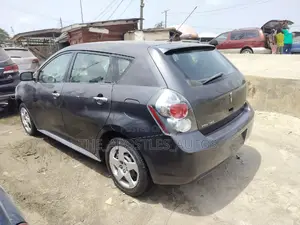 Pontiac Vibe 2.4 4WD 2010 Gray