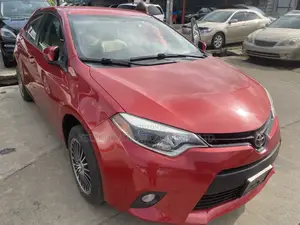 Toyota Corolla 2014 Red