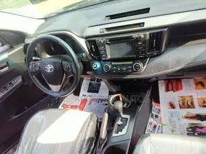 Toyota RAV4 2017 Black