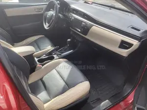 Toyota Corolla 2014 Red