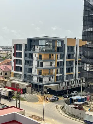 4bdrm Maisonette in Lekki Ohase 1 for sale