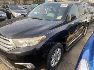 Toyota Highlander Limited 2012 Black