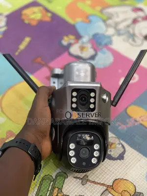 Observer Dual Lens Solar Cctv 4g Security Camera Black