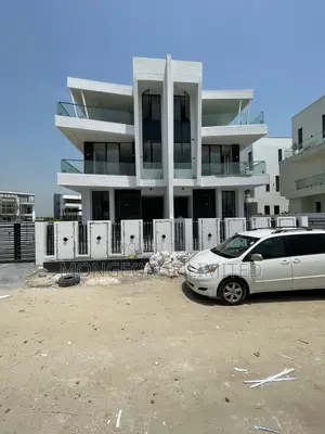5bdrm Duplex in Osapa London for sale