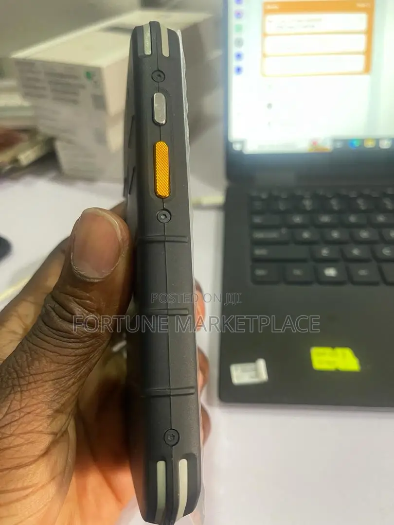 New Cat S48c 32 GB Black