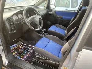 Opel Zafira 2005 Silver