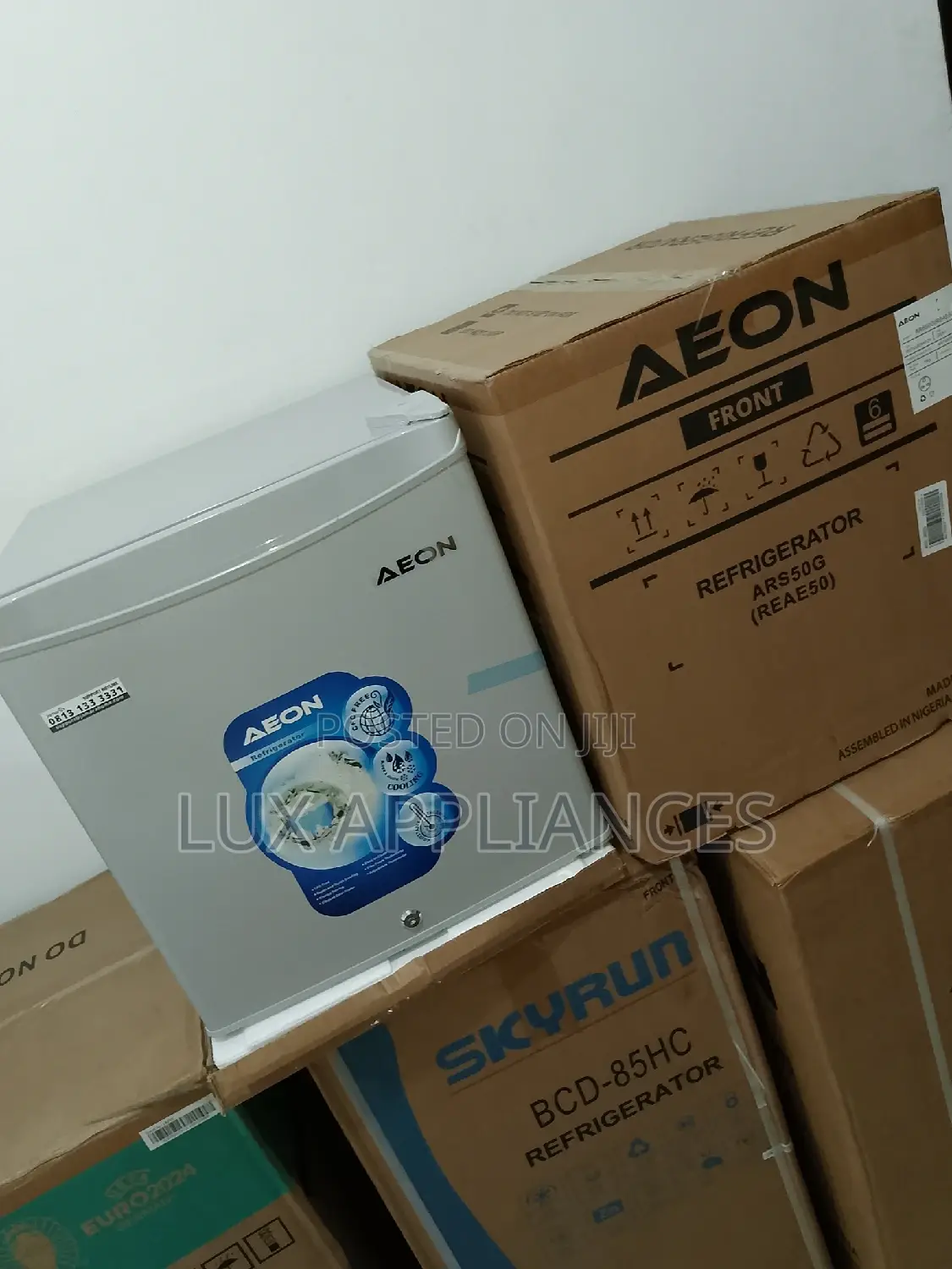 45L Key Lock Aeon Mini Fridge