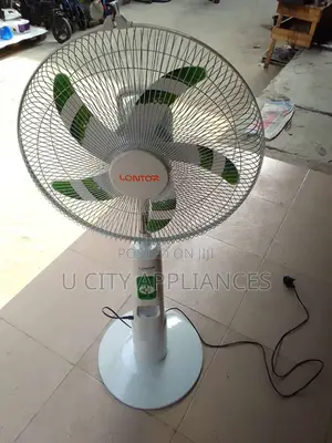 Reachable Fan With 5 Blades