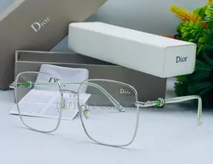 DIOR Luxury Glass