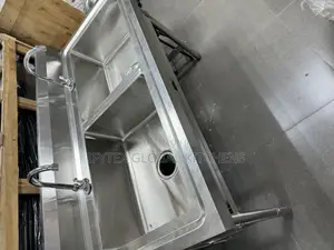 Wash Sink With Splash Back