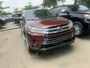 Toyota Highlander Limited Platinum V6 4x2 (3.5L 6cyl 6A) 2016 Red
