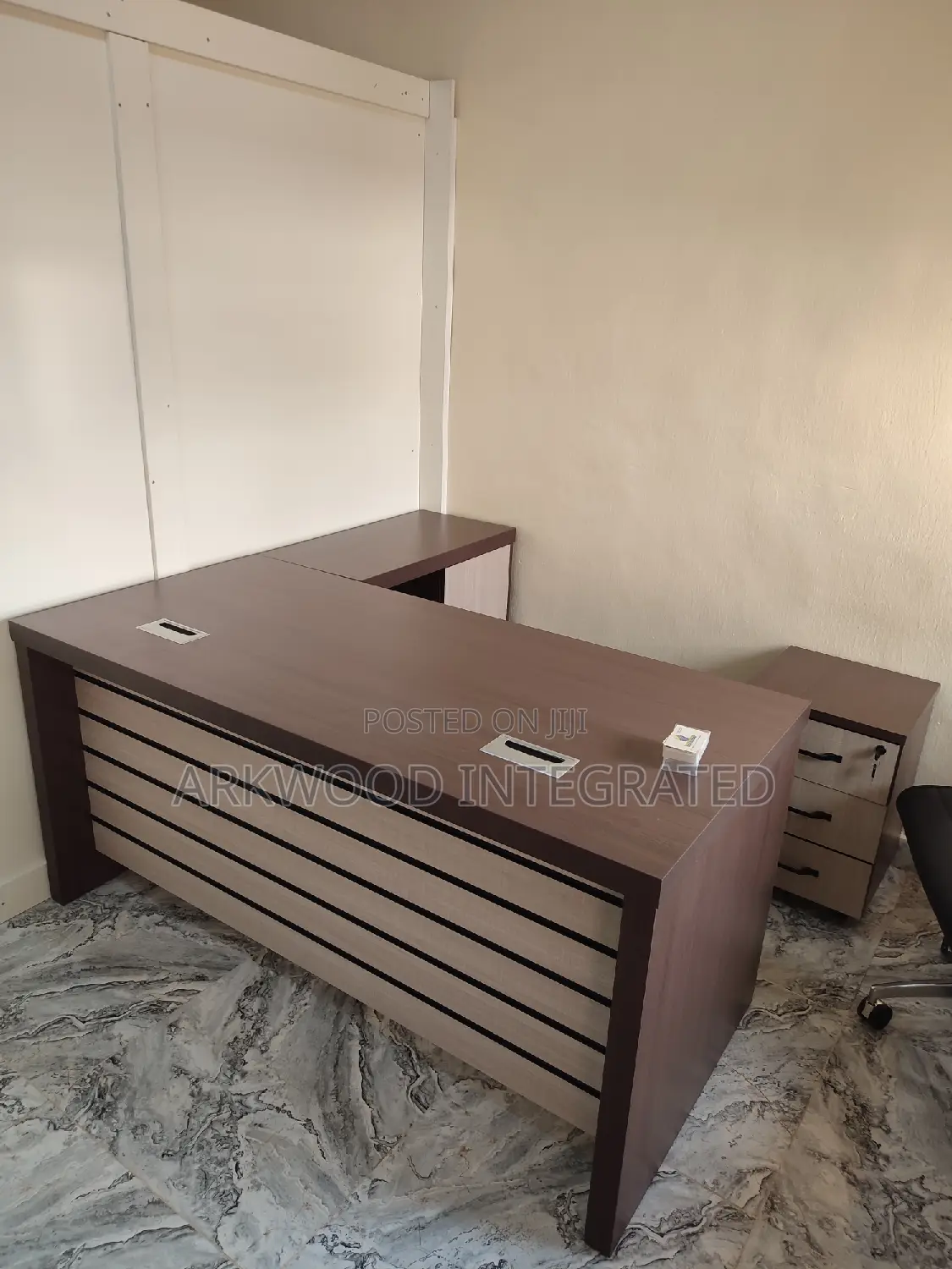 Office Table With Side Table 1.6mitre