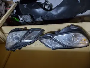 E350 2010 Head Lights Set Tokubo Extra Clean