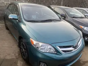 Toyota Corolla 2009 Green