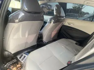Toyota Corolla LE 2022 Blue