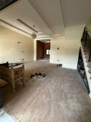 4bdrm Townhouse / Terrace in Jahi for rent