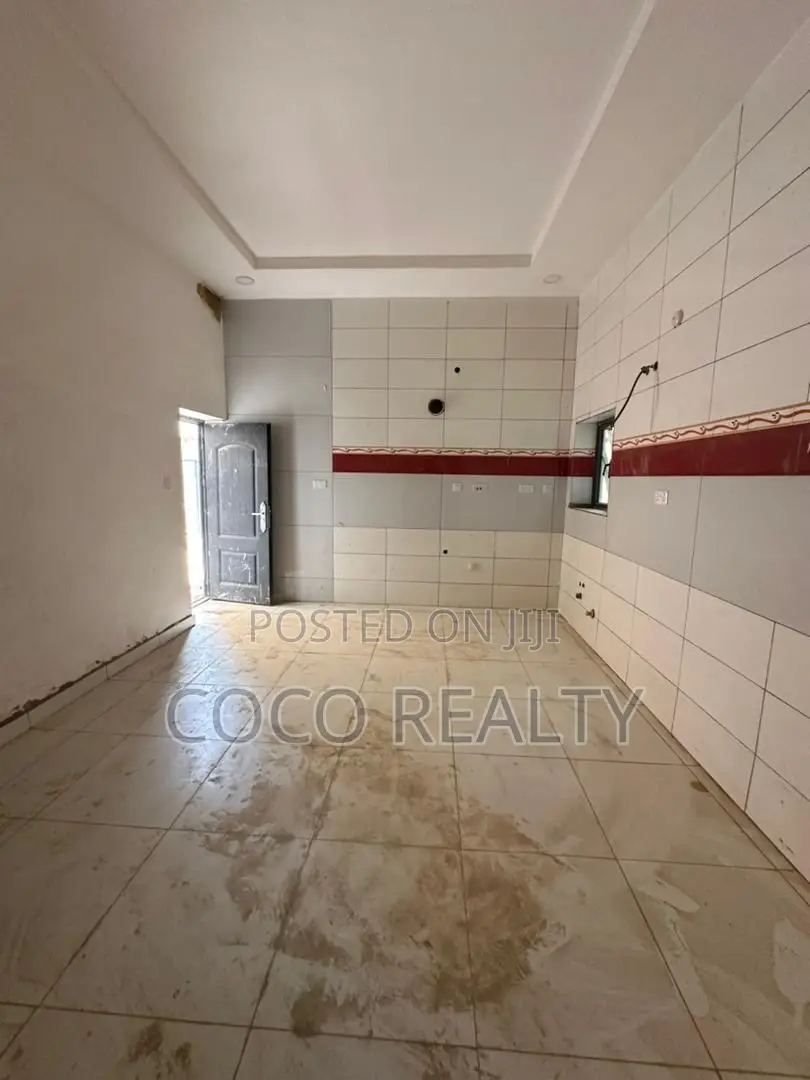 4bdrm Townhouse / Terrace in Jahi for rent