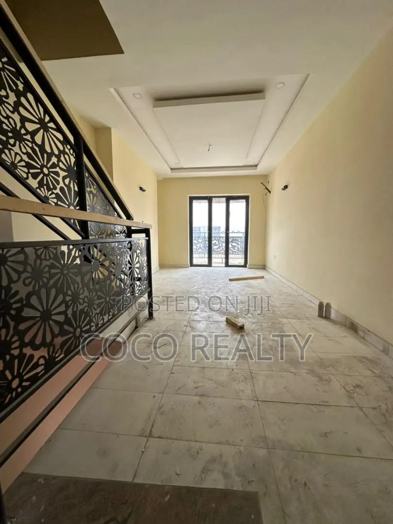 4bdrm Townhouse / Terrace in Jahi for rent