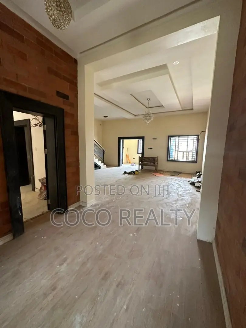 4bdrm Townhouse / Terrace in Jahi for rent