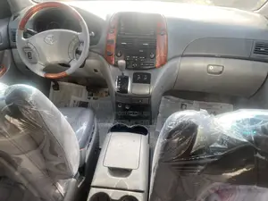 Toyota Sienna XLE Limited AWD 2006 Red