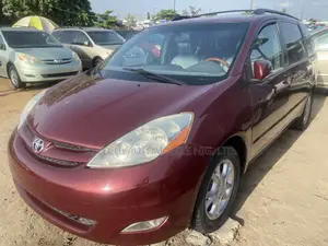 Toyota Sienna XLE Limited AWD 2006 Red