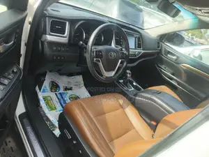 Toyota Highlander 2018 White