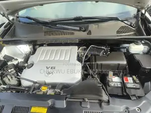 Toyota Highlander Limited 3.5l 4WD 2013 Silver