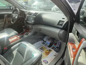 Toyota Highlander Limited 2012 Black