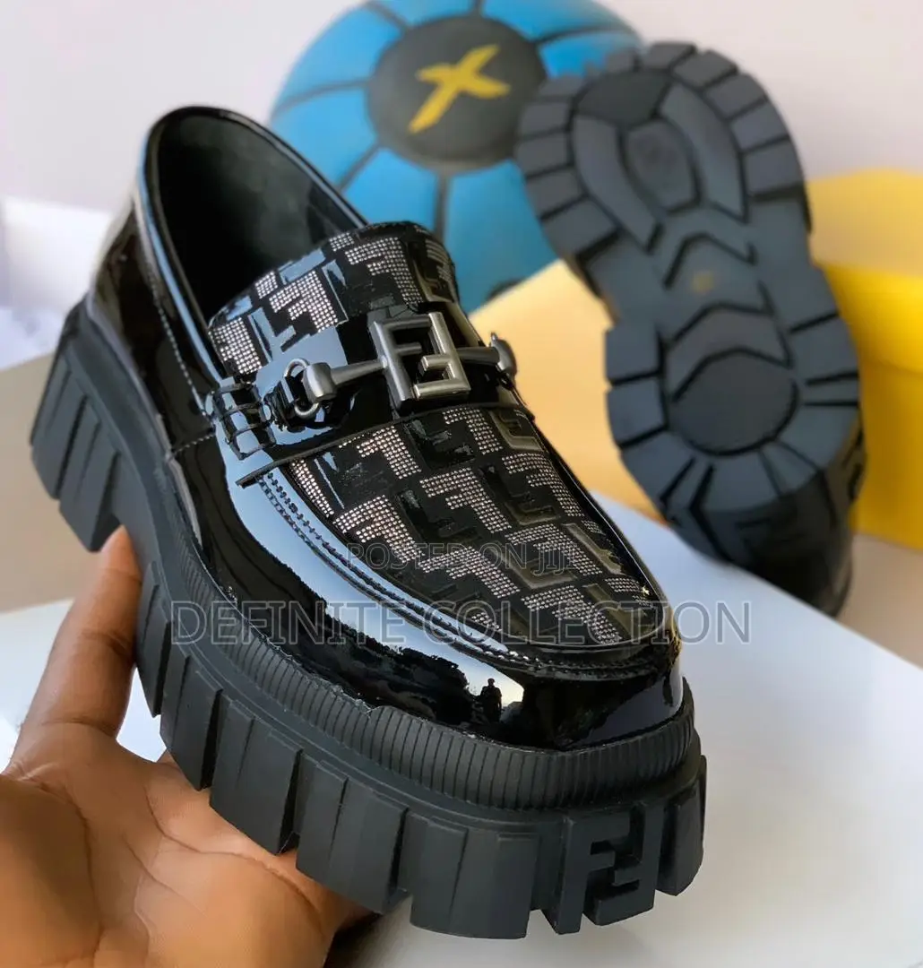 FENDI Luxury Shoe
