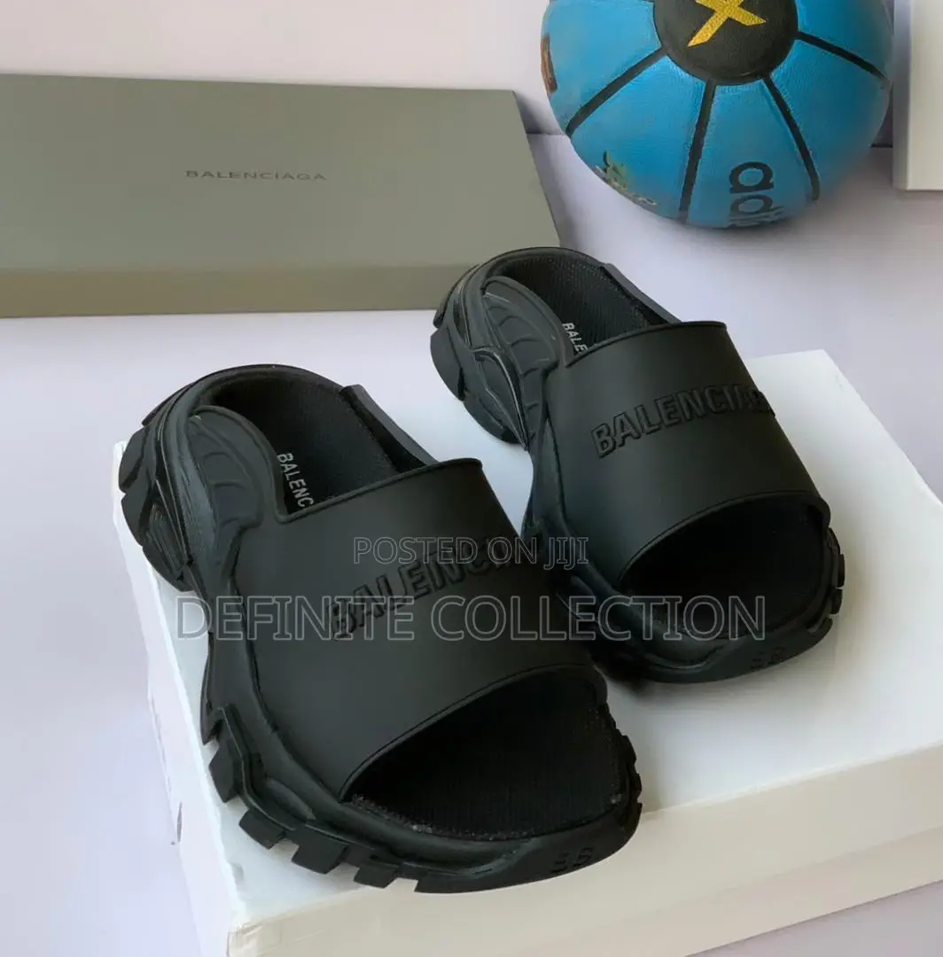 BALENCIAGA Luxury Slides