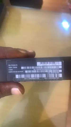 New Samsung Galaxy Z Fold 5 256 GB White