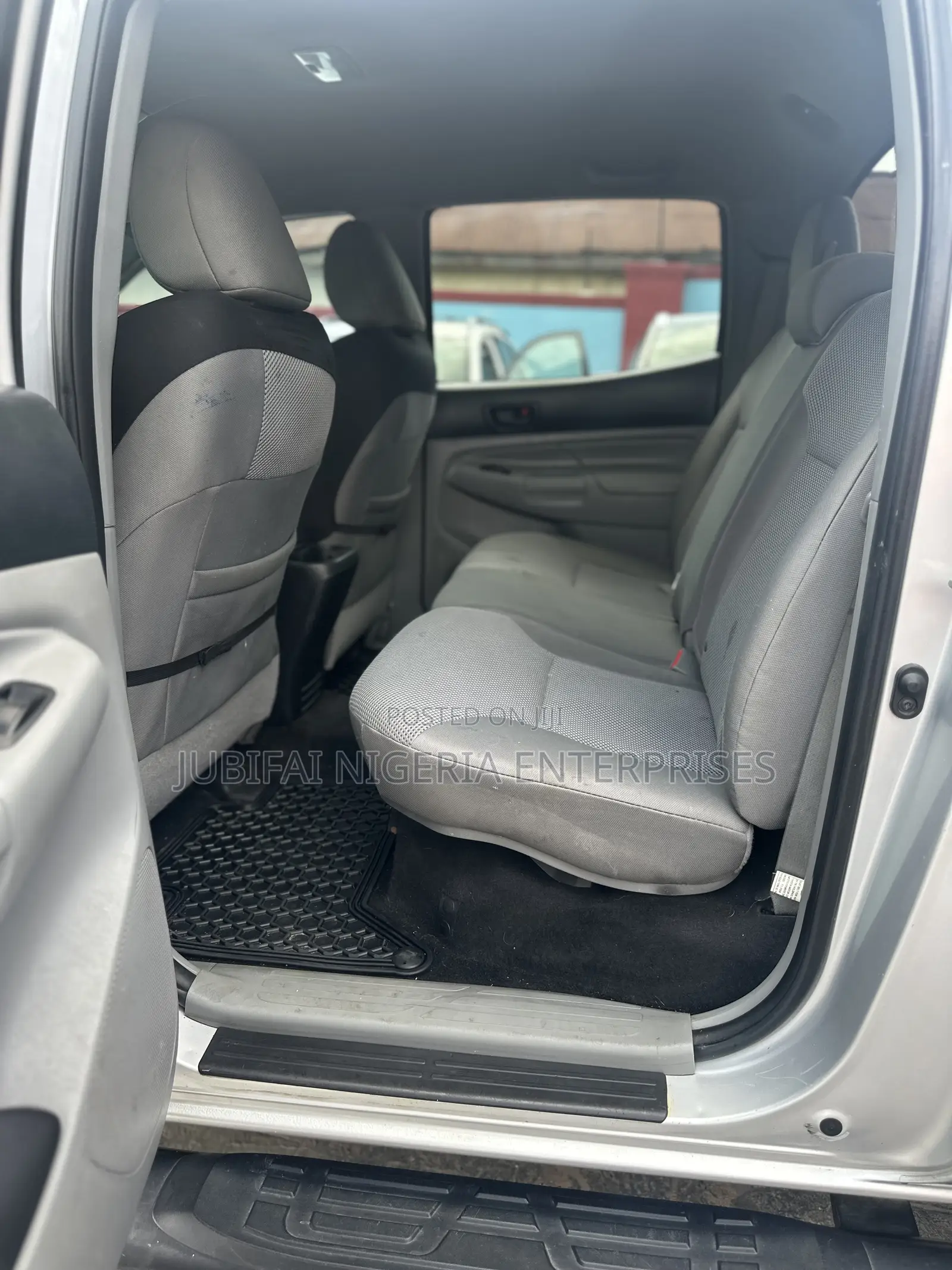 Toyota Tacoma Double Cab V6 Automatic 2012 Silver