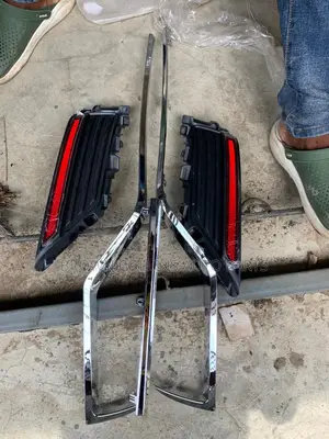 Back Bumper Reflector and Chromes Landcruiser 2022-2023