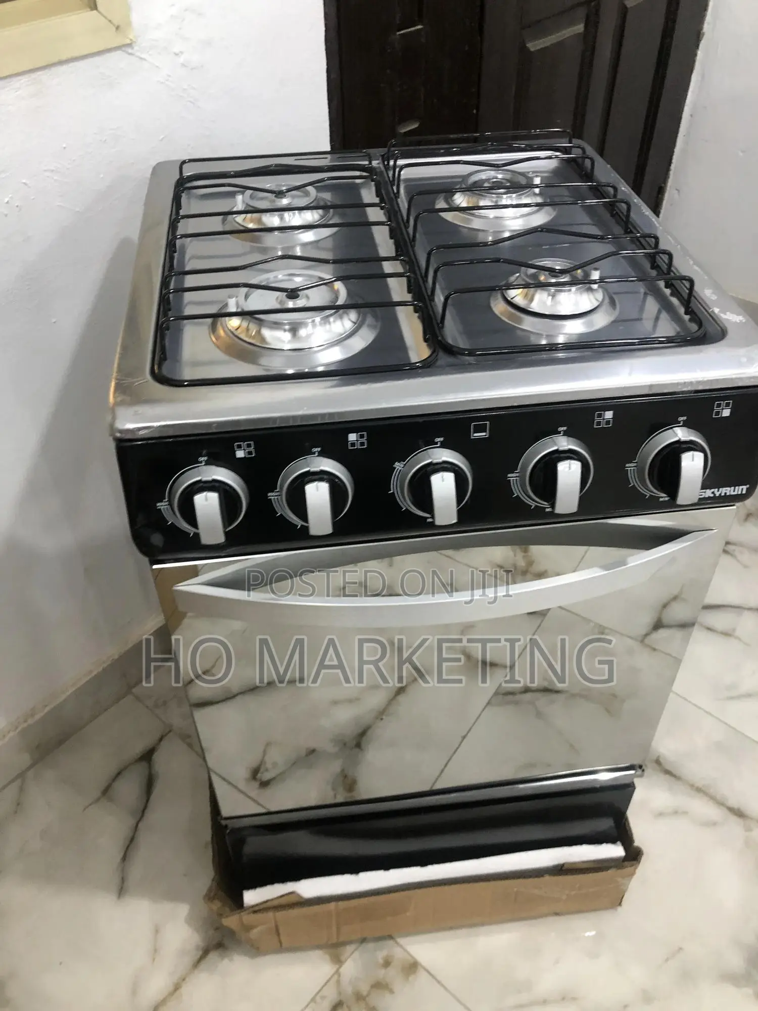 Kitchen Friendly Skyrun Gas Cooker With 4 Burners