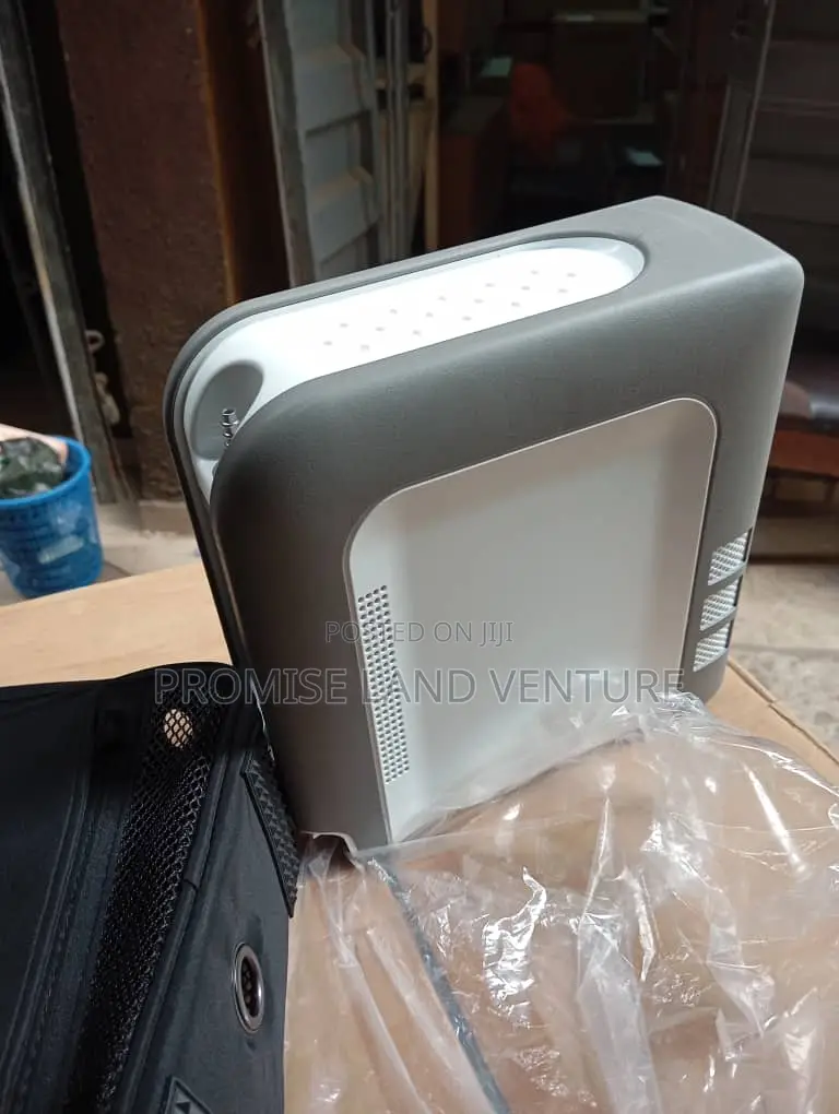 Drive Oxygen Concentrator With Battery Backup