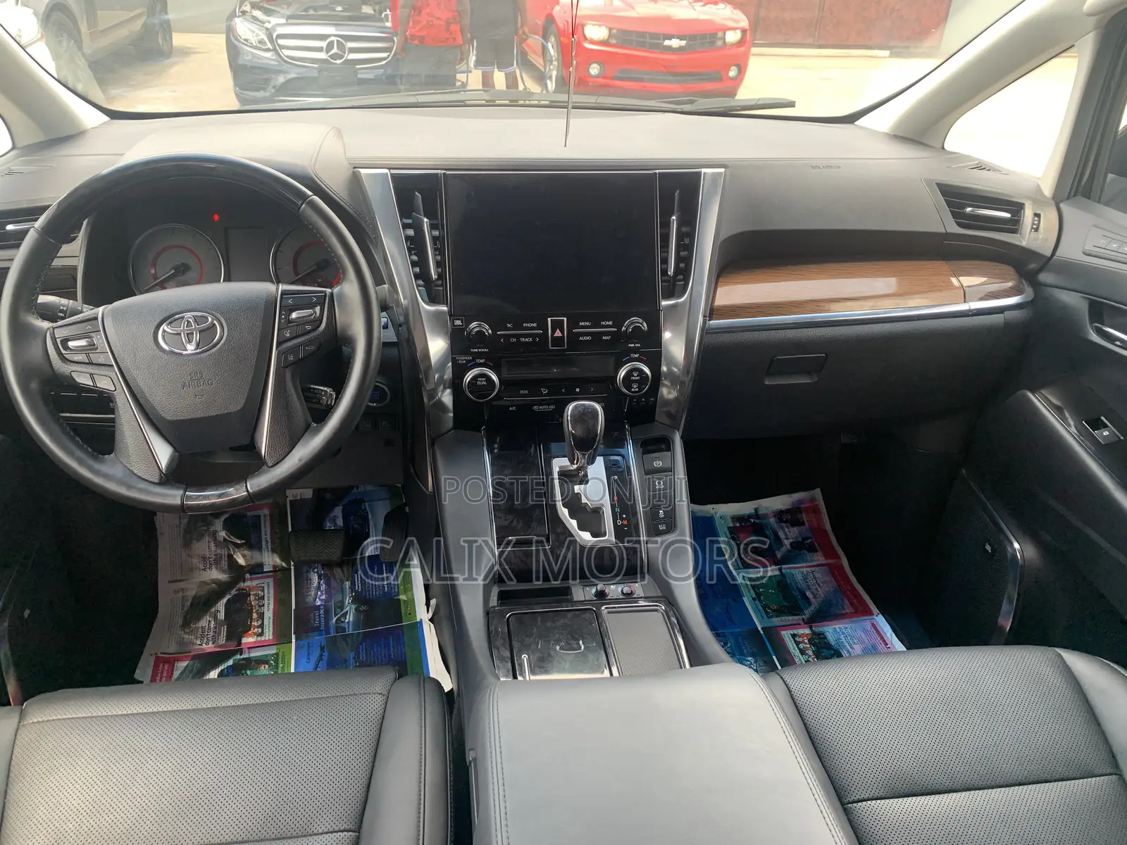 Toyota Granvia 2022 Black
