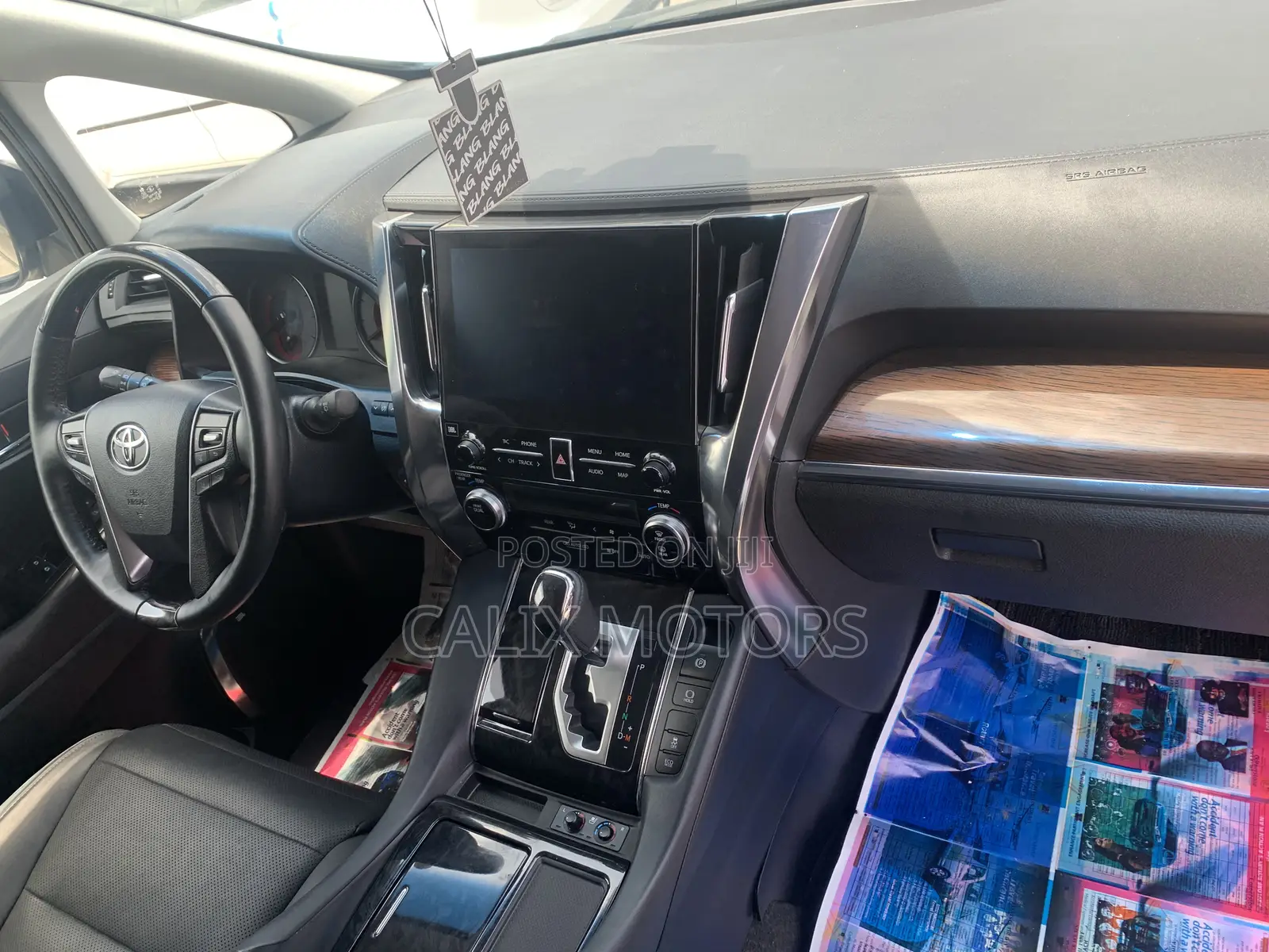 Toyota Granvia 2022 Black