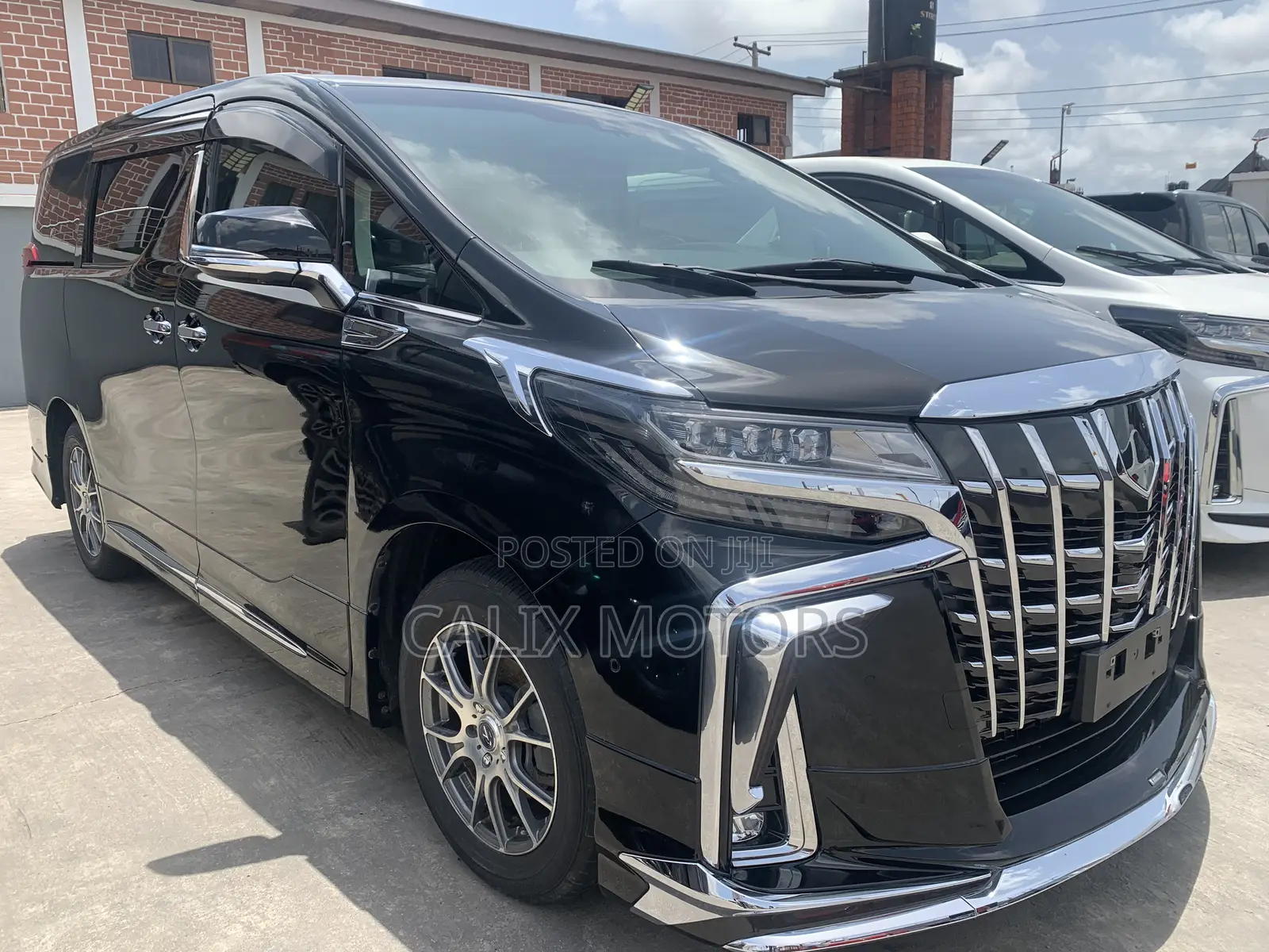 Toyota Granvia 2022 Black