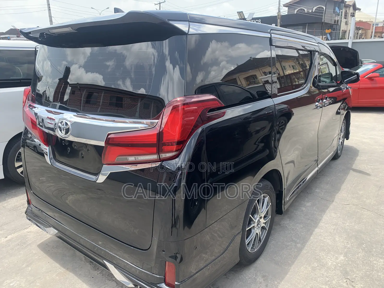 Toyota Granvia 2022 Black
