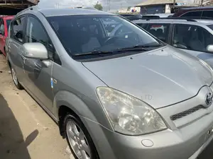 Toyota Corolla Verso 2.0 D-4D 2005 Silver