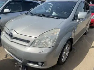Toyota Corolla Verso 2.0 D-4D 2005 Silver