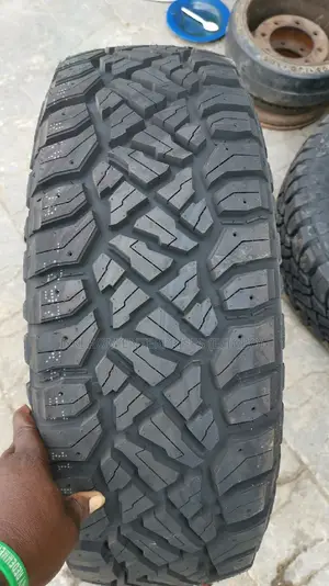 Tyre 265/75/16 Serun